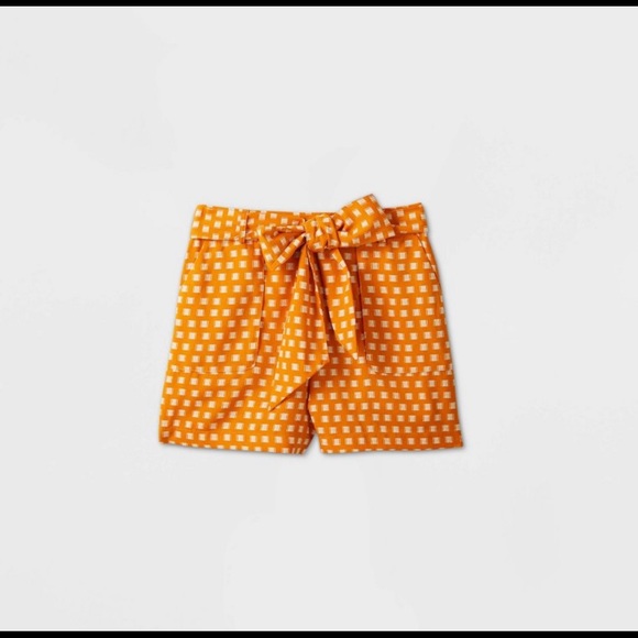 Mid Rise Tie Waist Shorts - Picture 4 of 8